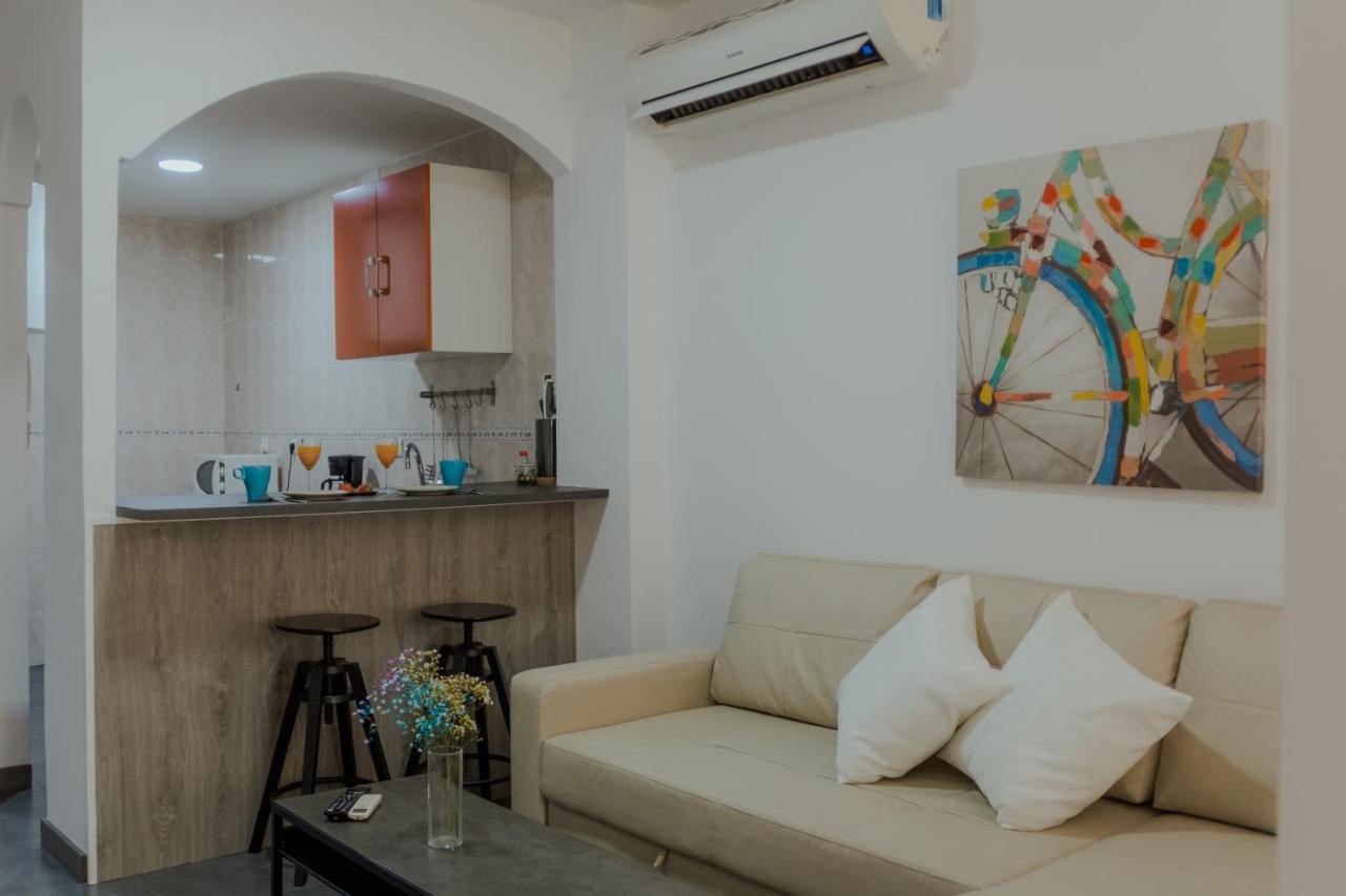 Marques De Guadiaro 1 Apartamentos Málaga Exteriör bild