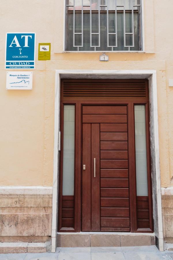 Marques De Guadiaro 1 Apartamentos Málaga Exteriör bild