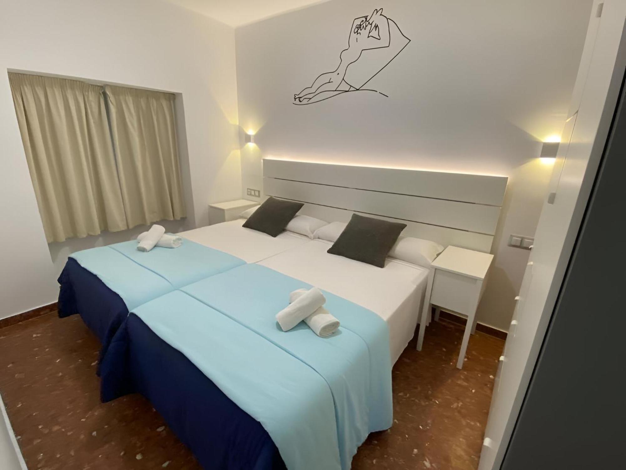 Marques De Guadiaro 1 Apartamentos Málaga Exteriör bild