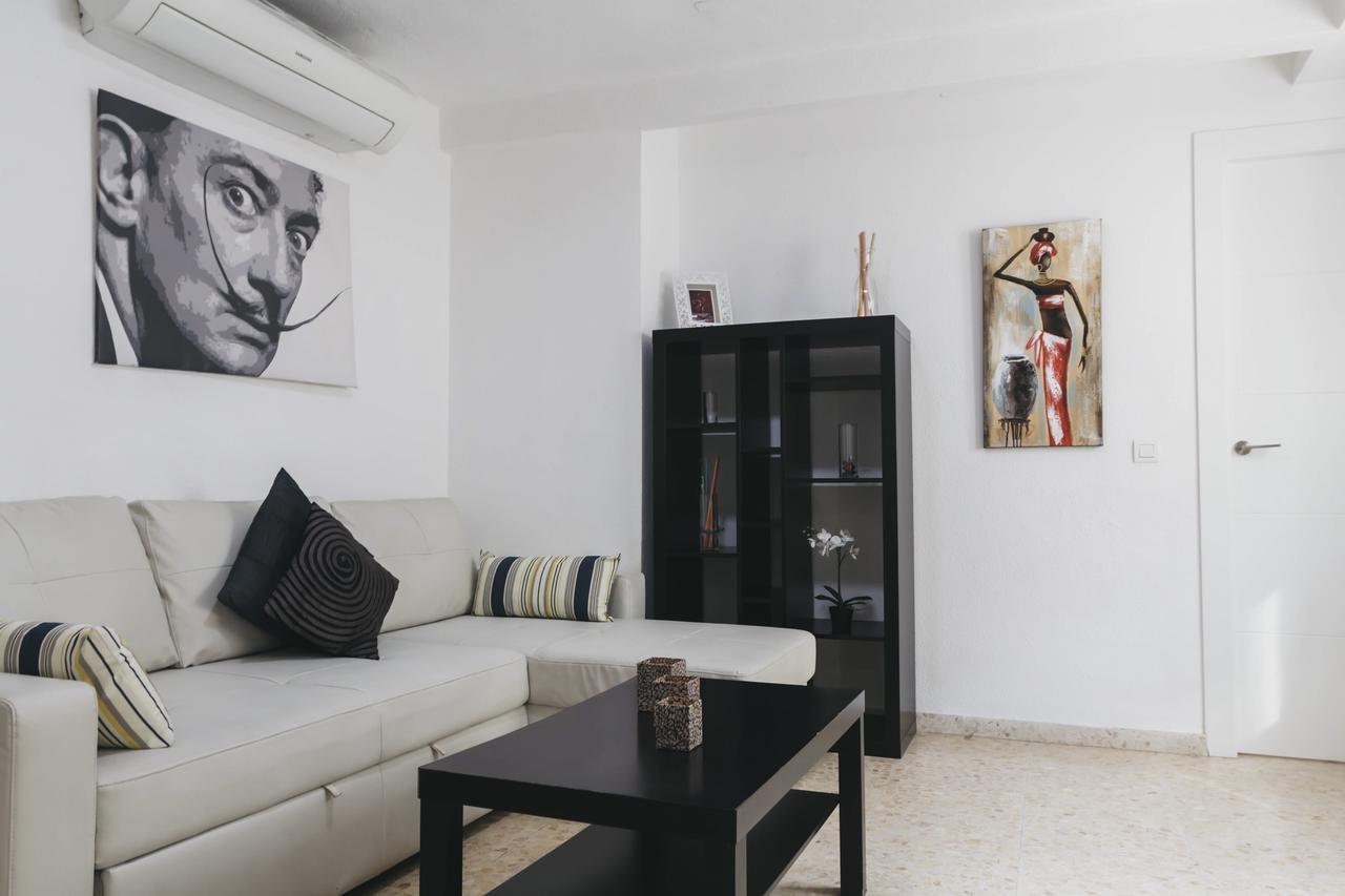 Marques De Guadiaro 1 Apartamentos Málaga Exteriör bild